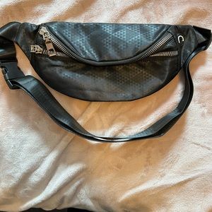 Fanny Pack